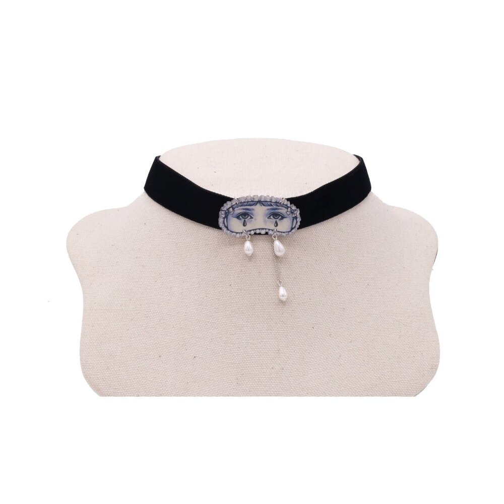 Original Handmade A teary-eyed girl wearing a punk choker necklace
